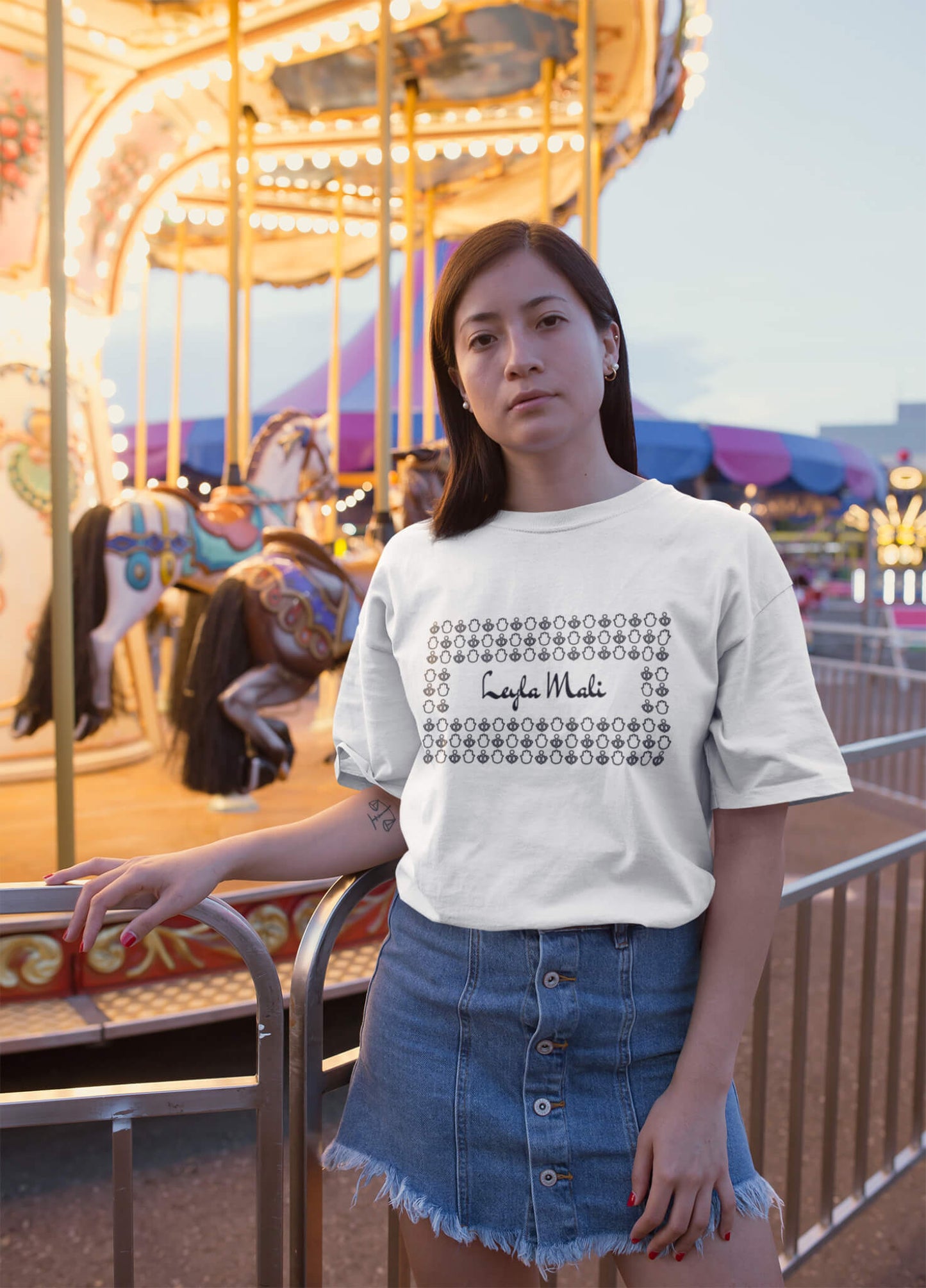 Leyla Mali T-shirts in white